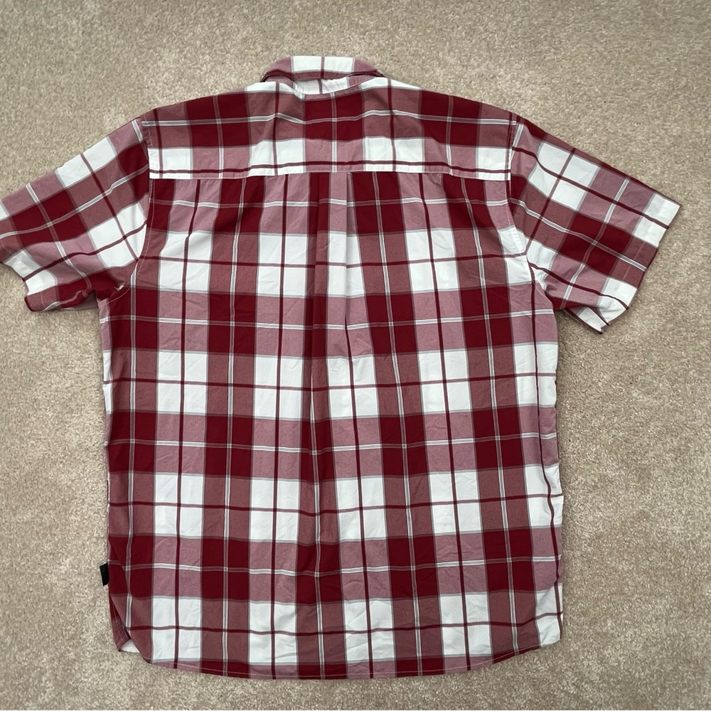 Patagonia Shirt Large Burgundy Button Up Plaid Short Sleeve Preppy Outdoor Men - Picture 15 of 16